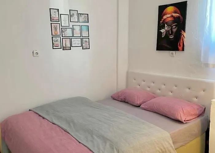 Denize 2 Km Manzarali Ve Ferah Campingplatz İmroz